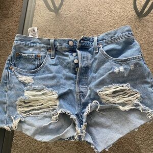 Levi’s Distressed Denim Women's Shorts